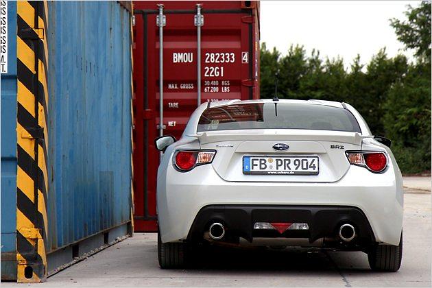 BRZ steht für "Boxer engine" (Boxermotor), "Rear-wheel drive" (Hinterradantrieb) und "Zenith" (Höhepunkt)