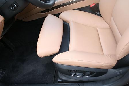 BMW 740i