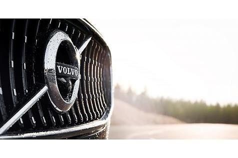 Der Kühlergrill ist unterschiedlich zum V90