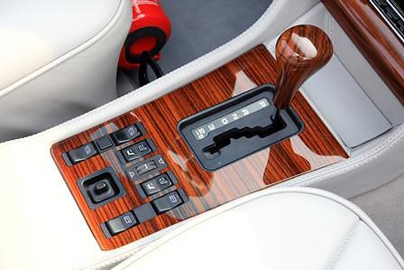 Mercedes-Benz 380 SEL Caruna