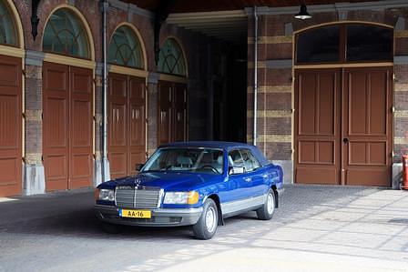 Mercedes-Benz 380 SEL Caruna