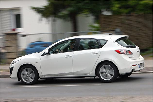 Der Durchschnittsverbrauch für den Mazda 2.0 i-stop beträgt laut Hersteller 6,8 Liter