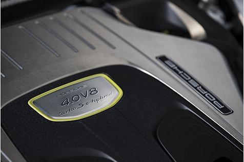 Der Vierliter-V8-Motor leistet 550 PS