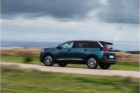 Peugeot 5008 2.0 HDI - 207 km/h schnell