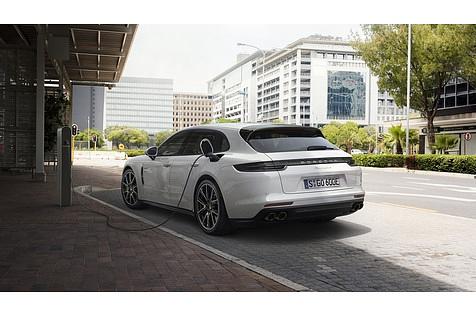 Porsche Panamera Sport Turismo - auch als Plug-in-Hybrid
