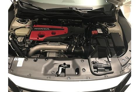 Beim Zweiliter-Turbo wurde die Motorsteuerung verändert