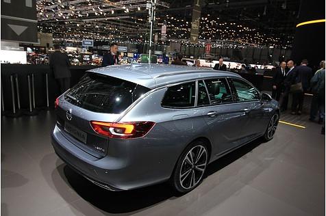 Opel Insignia (4)