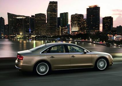 Audi A8: Mehr ist weniger (kurz)
