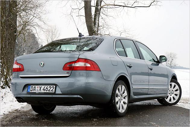 Der tschechische Wagen gibt den günstigen Einstieg in die Welt der großen Limousinen