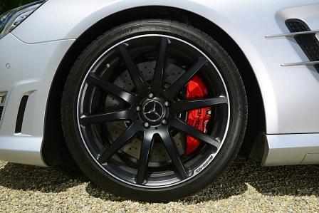 Mercedes-Benz SL 63 AMG