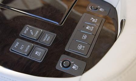 Lexus LS 460 AWD