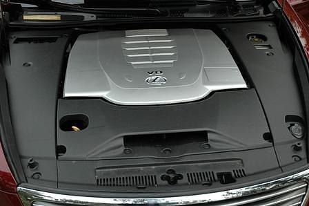 Lexus LS 460 AWD
