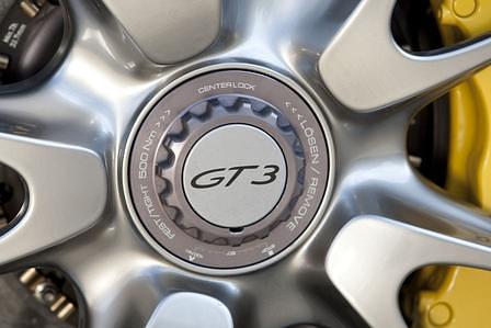 Porsche 911 GT3: selbstsichernder Zentralverschluss an den Rädern