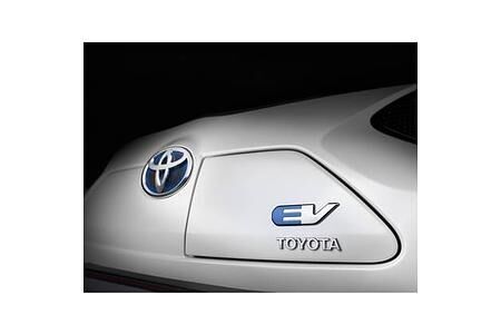 Toyota plant 21 neue Hybridmodelle bis 2015