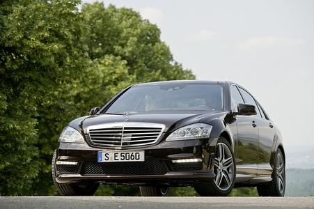 Mercedes S 63 AMG und CL 63 AMG: Auch oben wird gespart