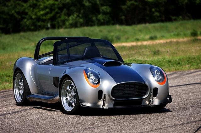 Stark und offen: Neuer AC Roadster mit 800 PS, Foto: Iconic Motors