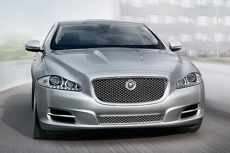 Jaguar XJ Sentinel: Panzerung für die Leichtbau-Limousine