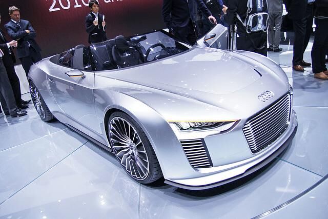 Audi e-tron Spyder - Rein elektrisch reicht nicht mehr