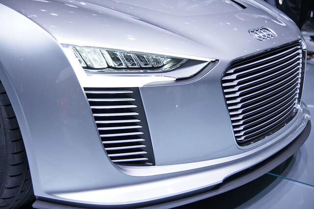 Der Spyder ist mit vier Meter kürzer als der Audi TT