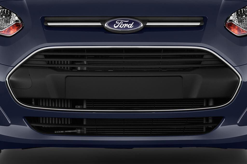 Ford Grand Tourneo Connect (Baujahr 2015) Titanium 5 Türen Kühlergrill und Scheinwerfer