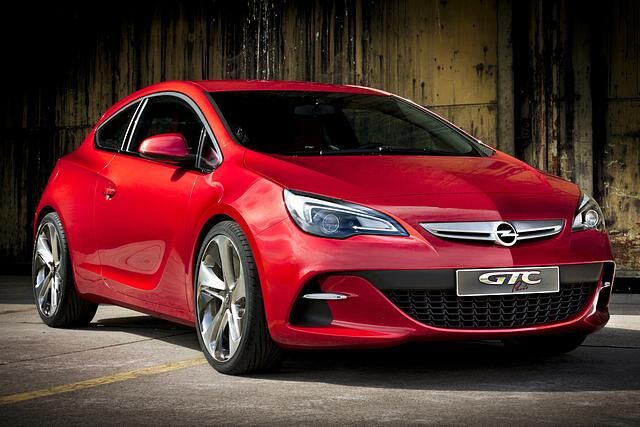 Opel GTC Paris - Muskelspiele mit 290 PS