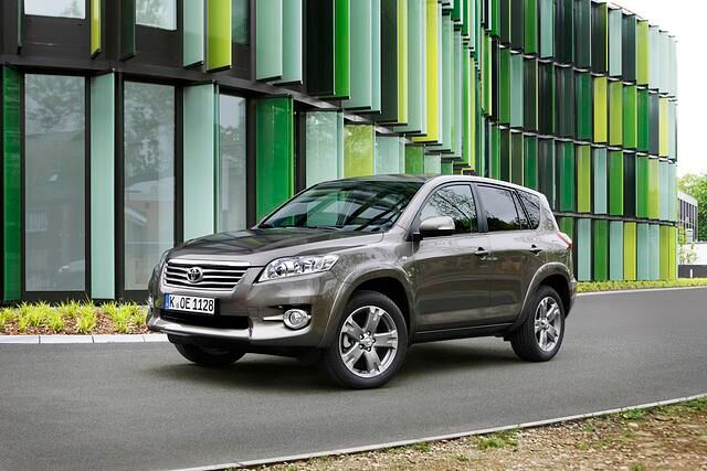 Ein Lademeister ist der Toyota RAV 4