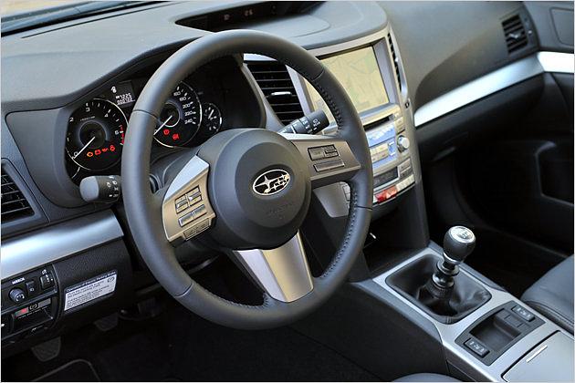 Nicht unattraktiv: Das Cockpit des neuen Outback