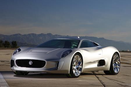 Jaguar C-X75 - Düsenjäger auf dem Boulevard der Träume