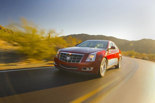 Die kantige Front des Cadillac CTS polarisiert
