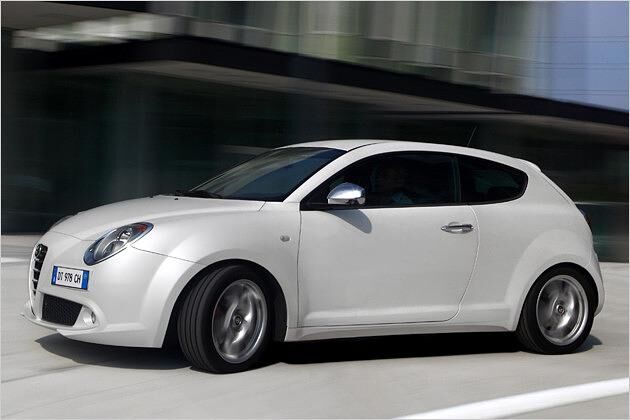 Mit dem 135 PS starken Turbobenziner ist der Flitzer einer der sparsamsten Kleinwagen mit Ottomotor