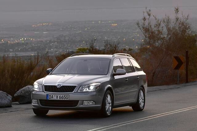 Der Skoda Octavia sieht aus wie ein Mittelklässler, ist aber ein Golf-Verwandter