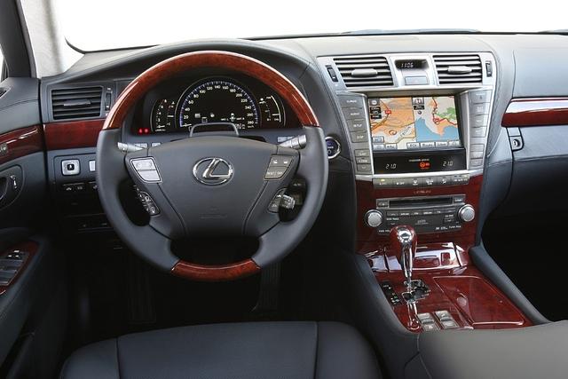 Mein Auto versteht mich - im Lexus per Touchscreen