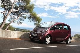 Mitsubishi i-MiEV - Startschuss für das Elektrozeitalter (Kurzfassung)