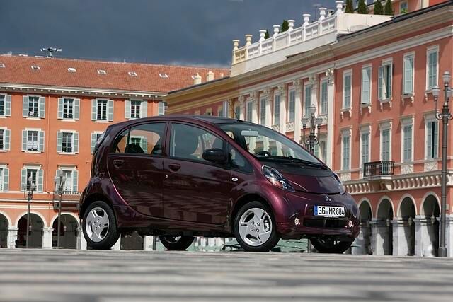 Der Mitsubishi i-MiEV kostet ab 34.390 Euro