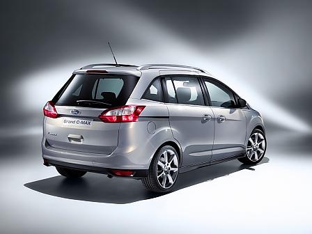Ford C-MAX auf der IAA - Max und Max
