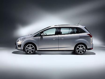 Ford C-MAX auf der IAA - Max und Max