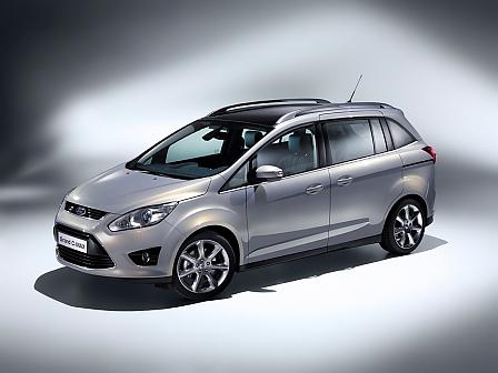 Ford C-MAX auf der IAA - Max und Max