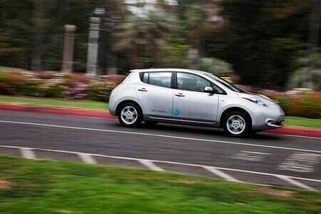 Auto des Jahres gewählt - Elektrischer Nissan Leaf holt den Titel