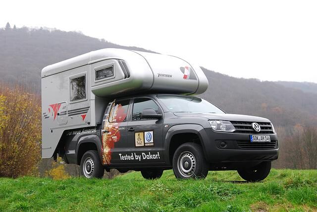 Der Tischer Trail 220 auf VW Amarok ist abseits befestigter Wege ideal