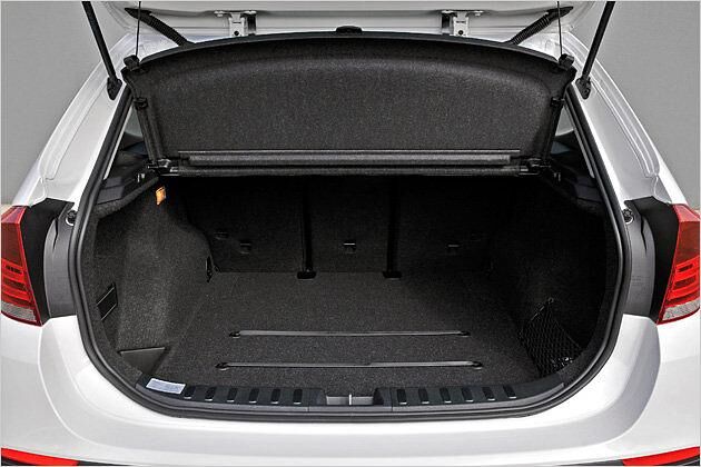 In den Kofferraum passen bei normaler Sitzkonfiguration 420 Liter