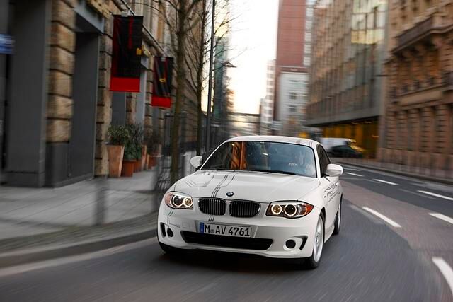 2012 wirdl eine Erprobungsflotte des BMW ActiveE in Europa, China und den USA auf die Straße geschickt