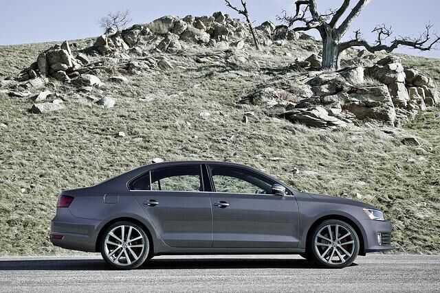 Der neue Jetta will das Opa-Image der Vorgänger abstreifen