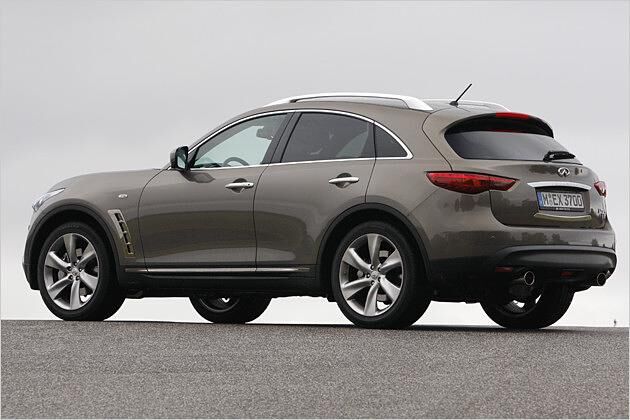 Der FX50S ist ein ausgewachsenes SUV