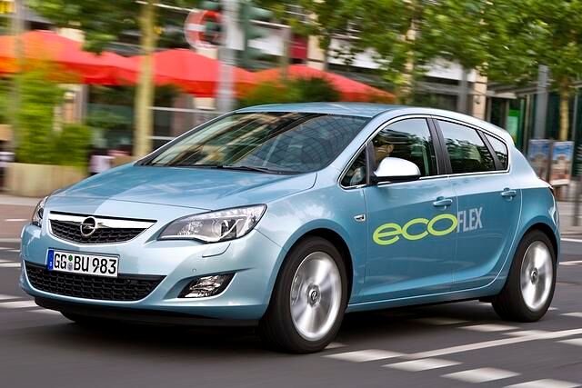 Der Spritverbrauch des Opel Astra 1.3 CDTI ecoFlex liegt dank Stopp-Start-System bei durchschnittlich 3,9 Litern auf 100 Kilomet