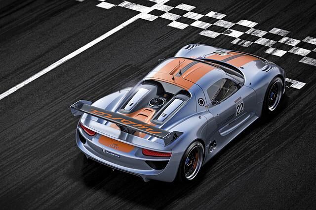 Als Rennlabor könnte der 918 RSR die Möglichkeiten dieser Hybridtechnik in diesem Jahr weiter auslosten