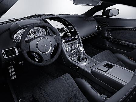 Aston Martin Vantage V12 - Streckenposten