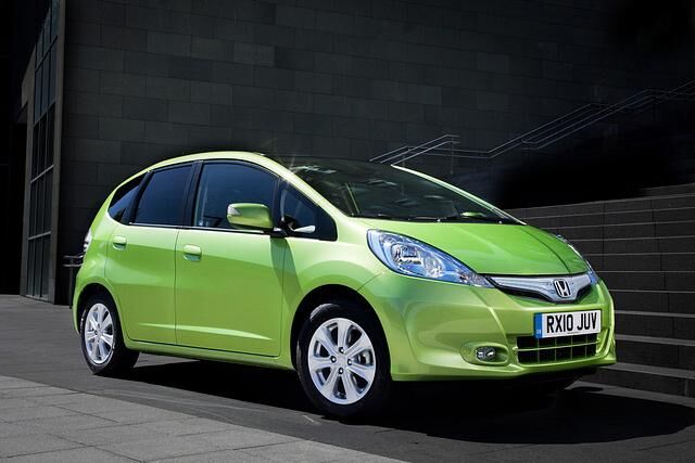 Der Jazz Hybrid verfügt wie der Insight über einen 1,3-Liter-Benziner und eine Elektromotor