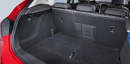Opel Astra 1.6 Turbo - Ziel sicher