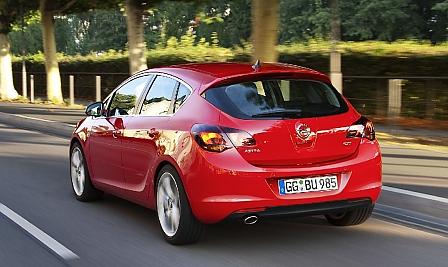 Opel Astra 1.6 Turbo - Ziel sicher