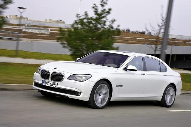 Der BMW 760iL ist mit dem Rolls-Royce Ghost verwandt